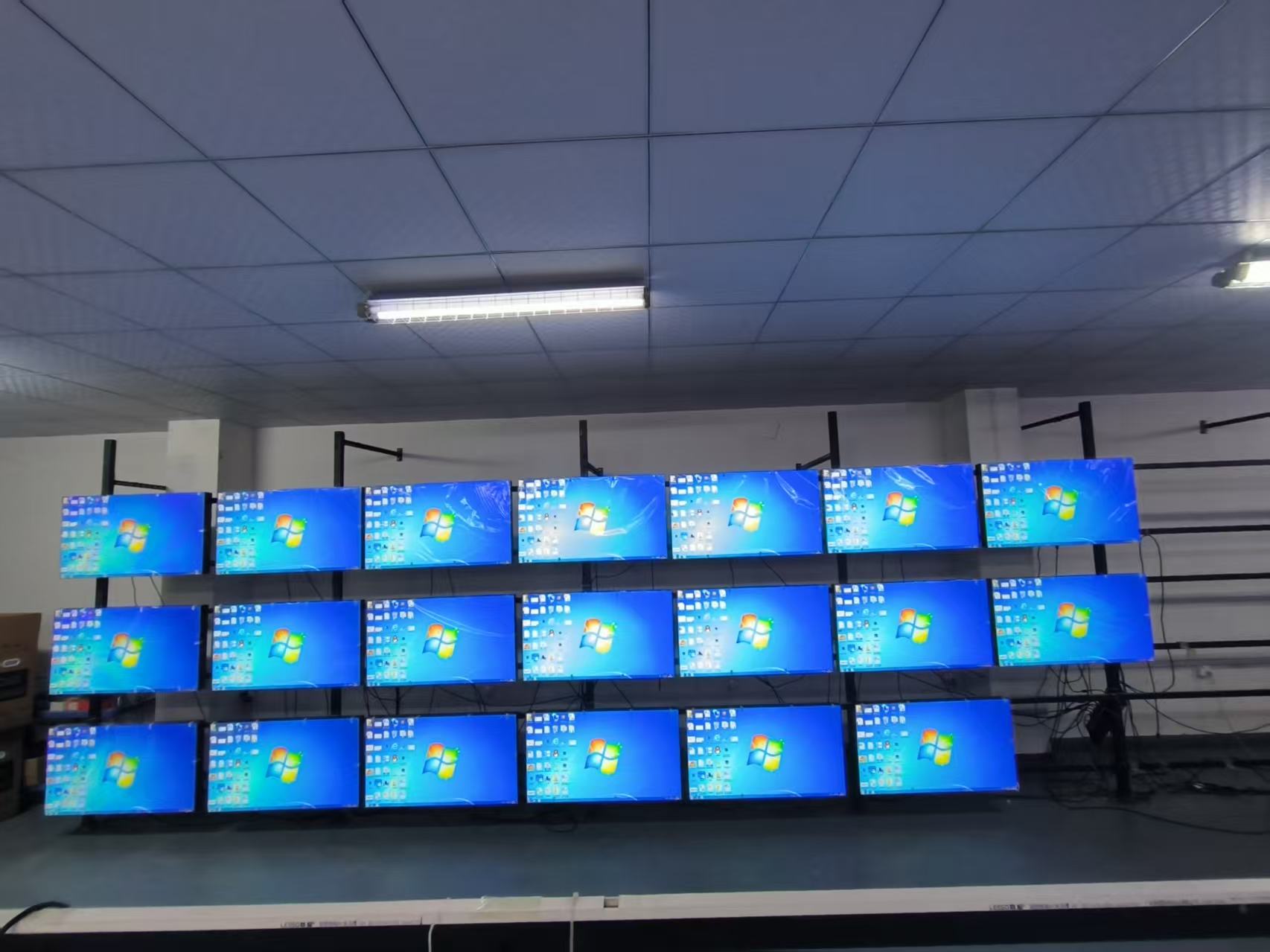 京東方46寸1.7ｍｍ液晶拼接屏老化問題全解析